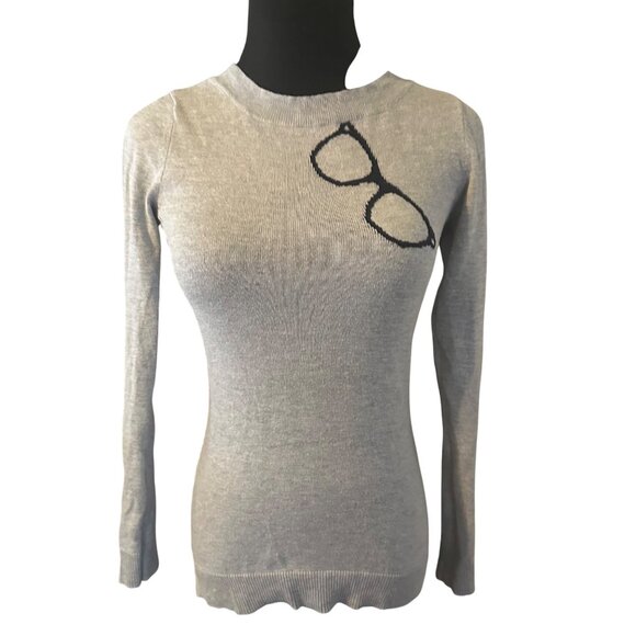 Maison Jules gray super soft pull over top with cool glasses size XS - Picture 4 of 7